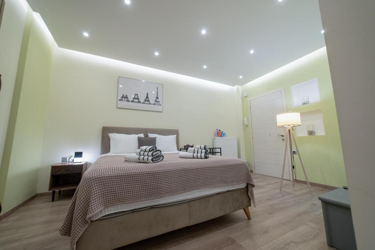 Luxury Suites With King-Sized Bed Selanik Dış mekan fotoğraf