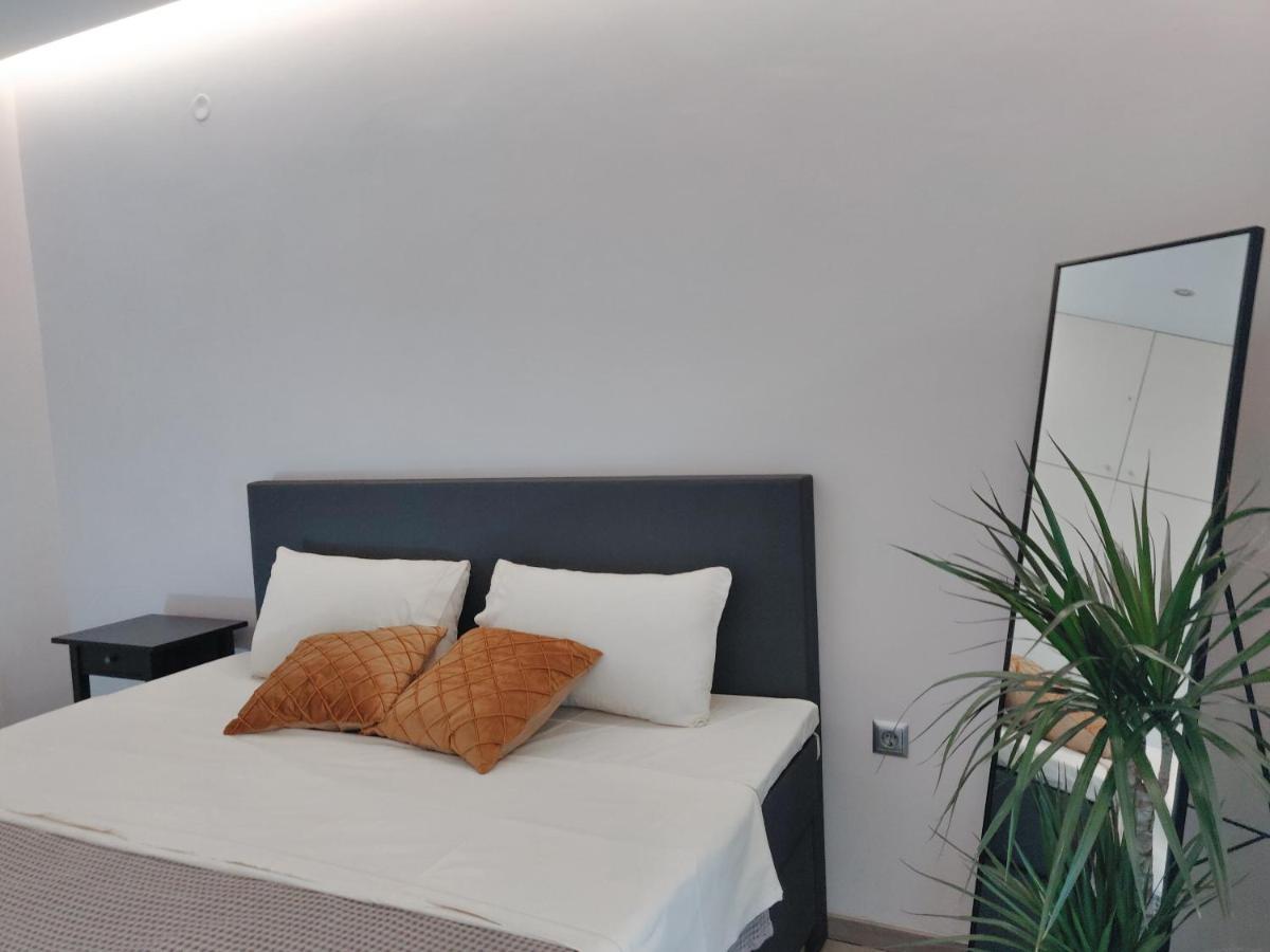Luxury Suites With King-Sized Bed Selanik Dış mekan fotoğraf